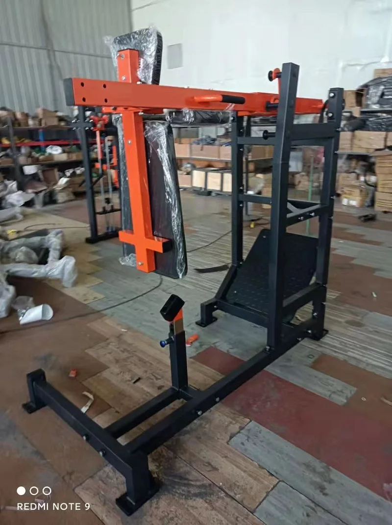 Professional Fitness Equipment Factory Directly Sell Sports Training Device Plate Loaded Pendulum Squat
