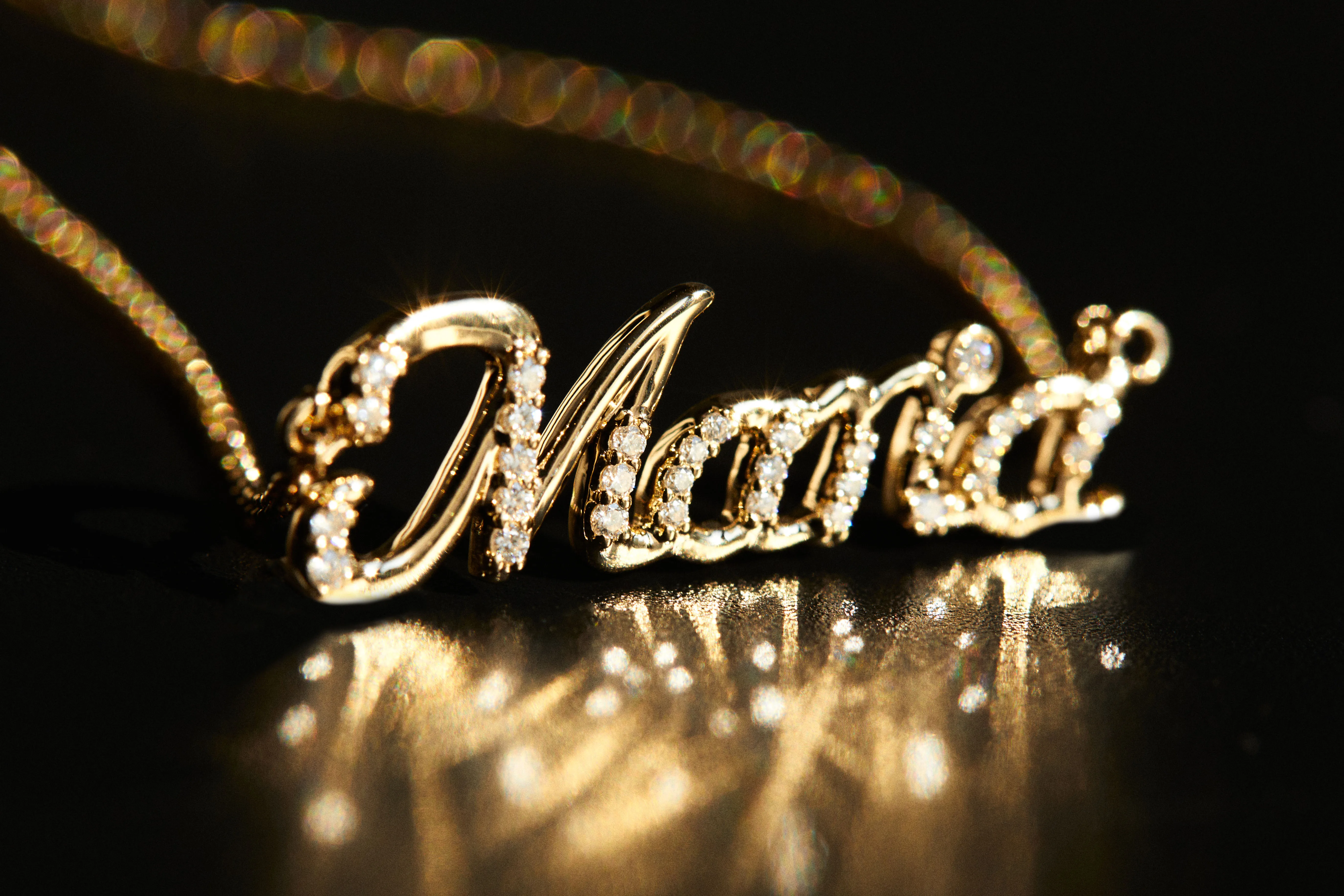wholesale 2024 Unique 14K 18K Solid Gold letter name necklace with moissanite diamonds stones necklace Gold Jewelry for gift