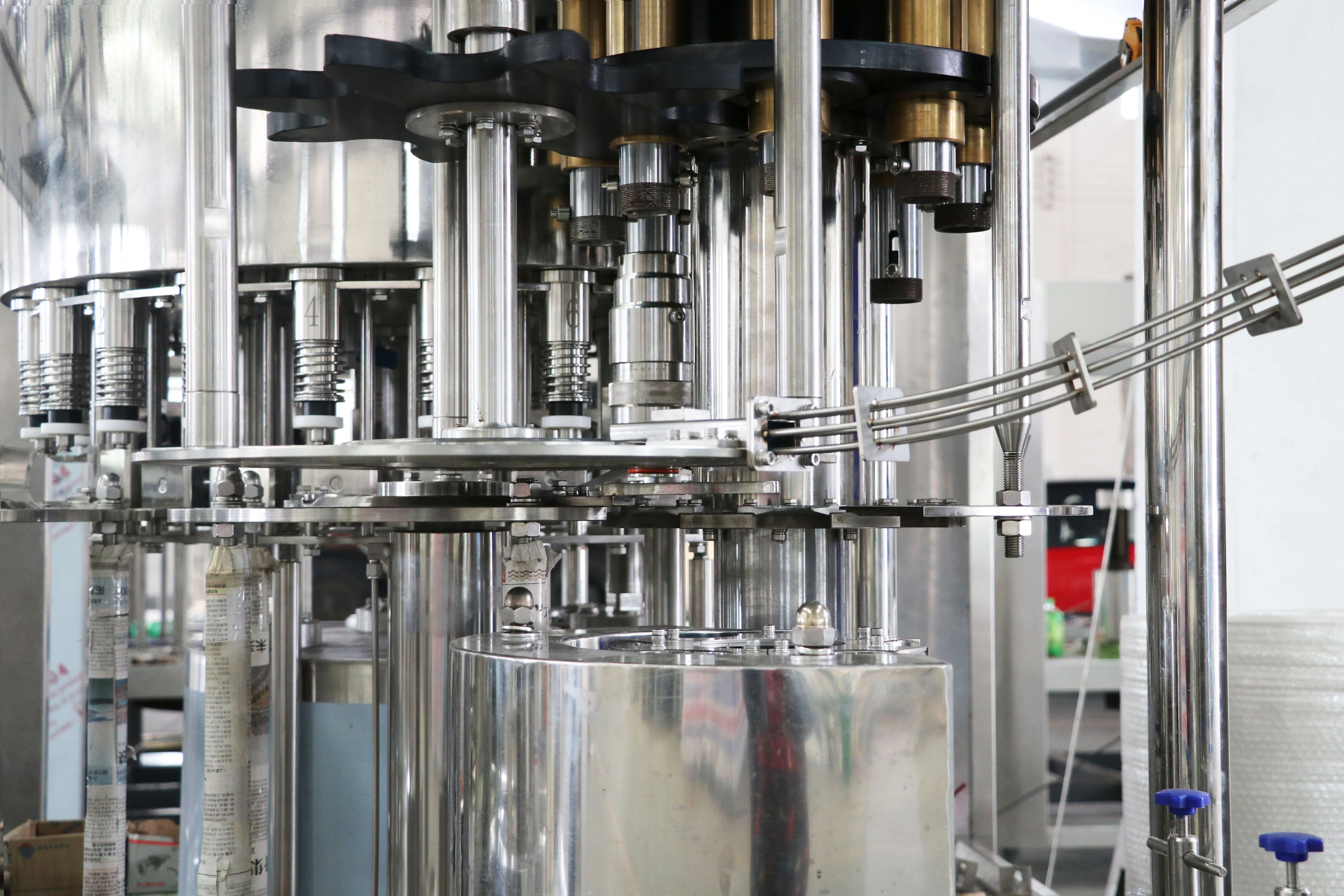 Datong Best Sell 3 in 1 Glass Bottle Filling Machine For Soda Water Alcoholic Beverage Filling Machine