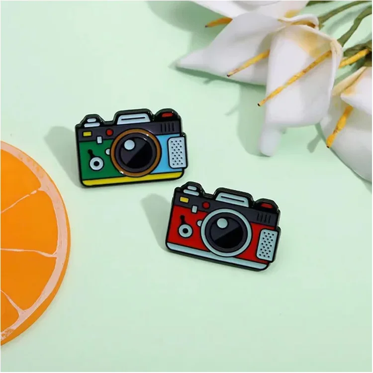 Manufacturer Customizable Cute Fashion Game Console TV Radio Soft Enamel Lapel Pin Badge Custom Camera Hard Enamel Pin