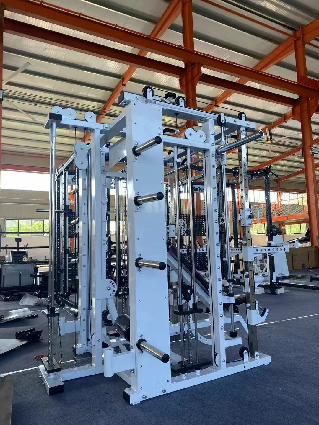 New Multi Function Station Body Training Workout Station Domestic multifunctional fitness equipment commercial gym Smith machine