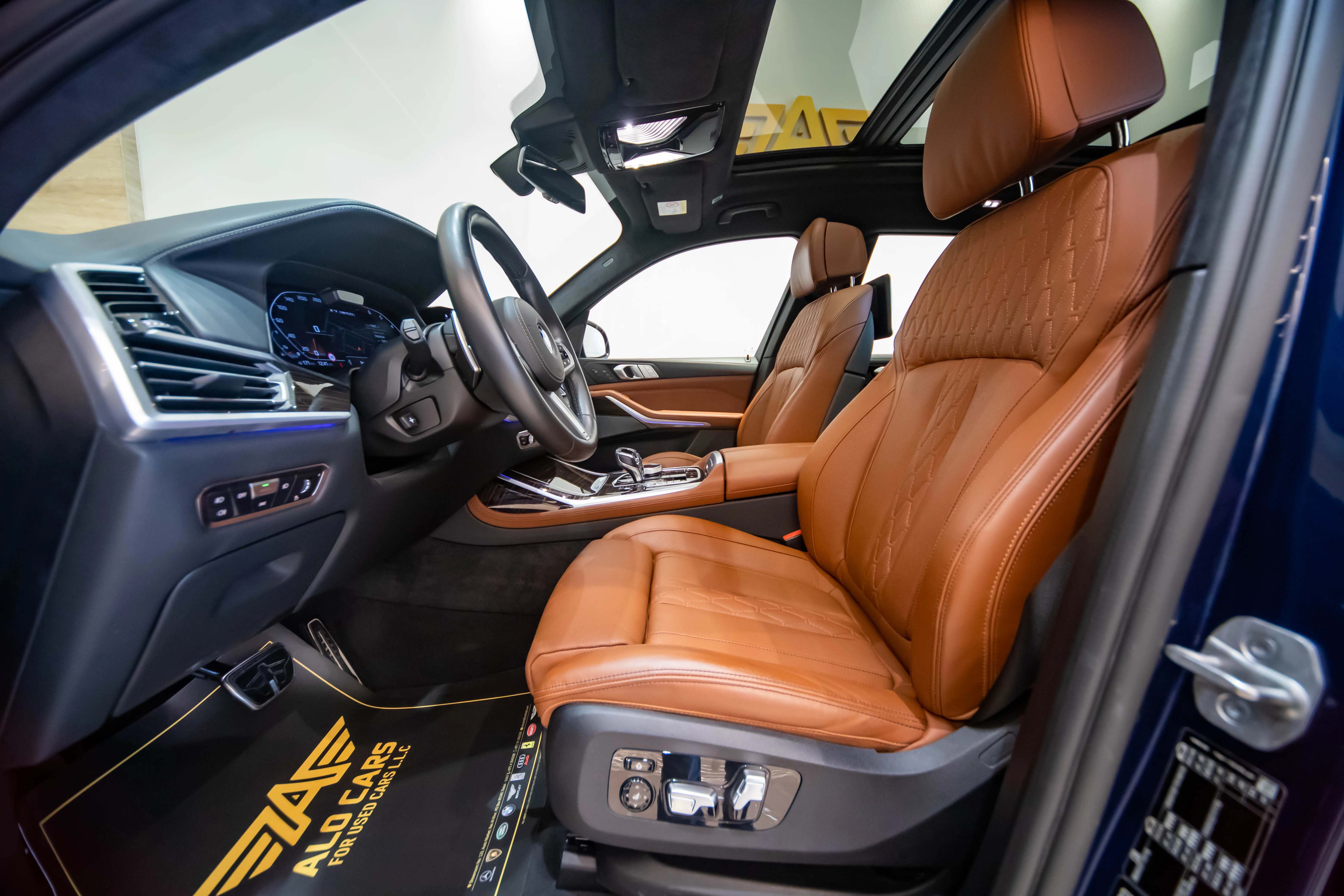 Excellent and clean Used 2022 BMW X7 M50I M Sport with Warranty / GCC Specifications cars   and Ready to  go