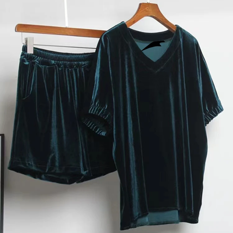 New Trendy Custom Tracksuit Ladies Top & Short Pant Jogger Set for Women Solid 2 Piece Velvet Shorts Sets