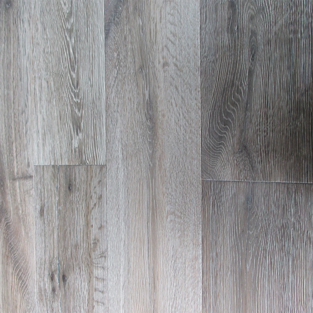 
High Quality Brushed Reactive Stained 4mm Oak Veneer Engineered Flooring 