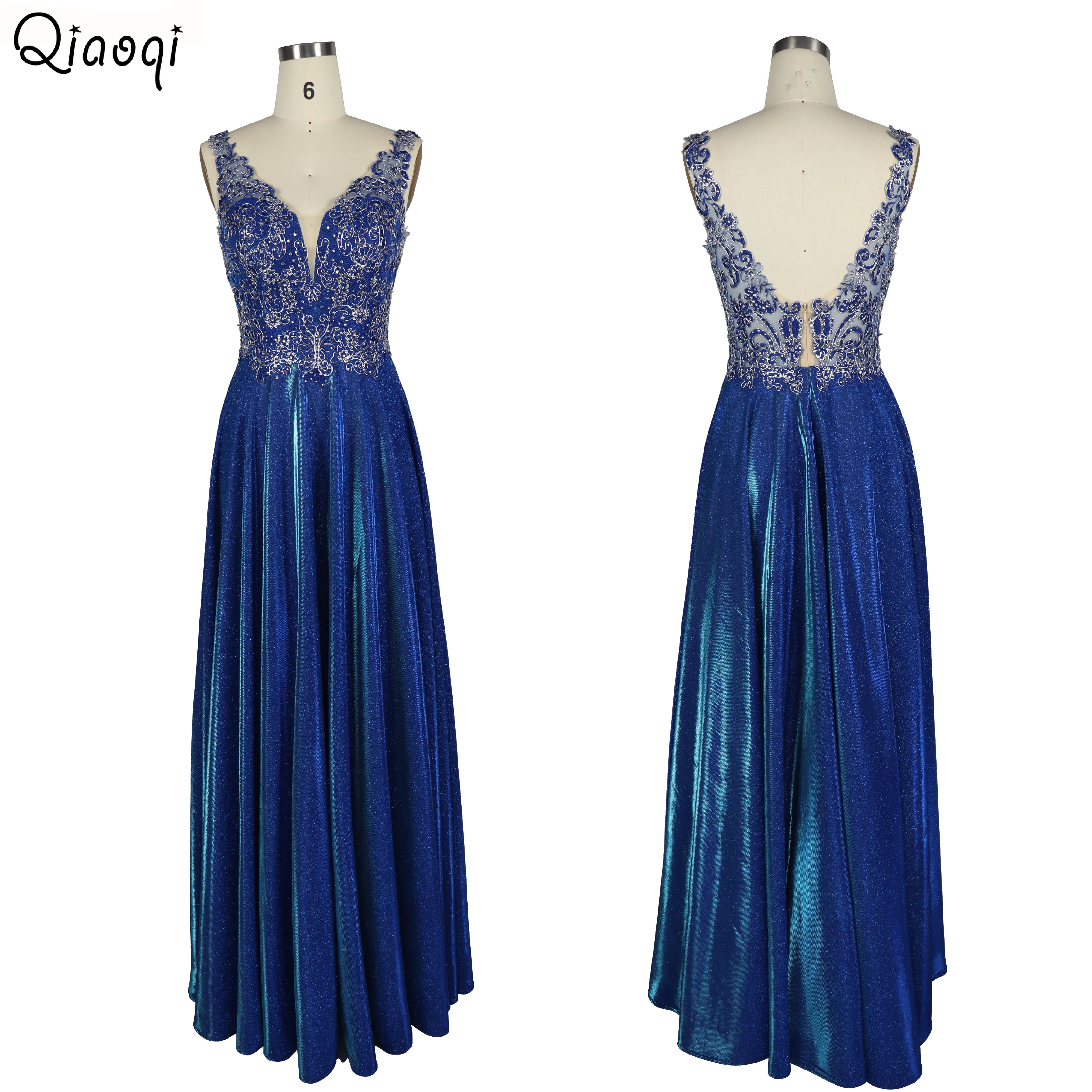 Длинное вечернее платье без рукавов с открытой спиной и вышивкой