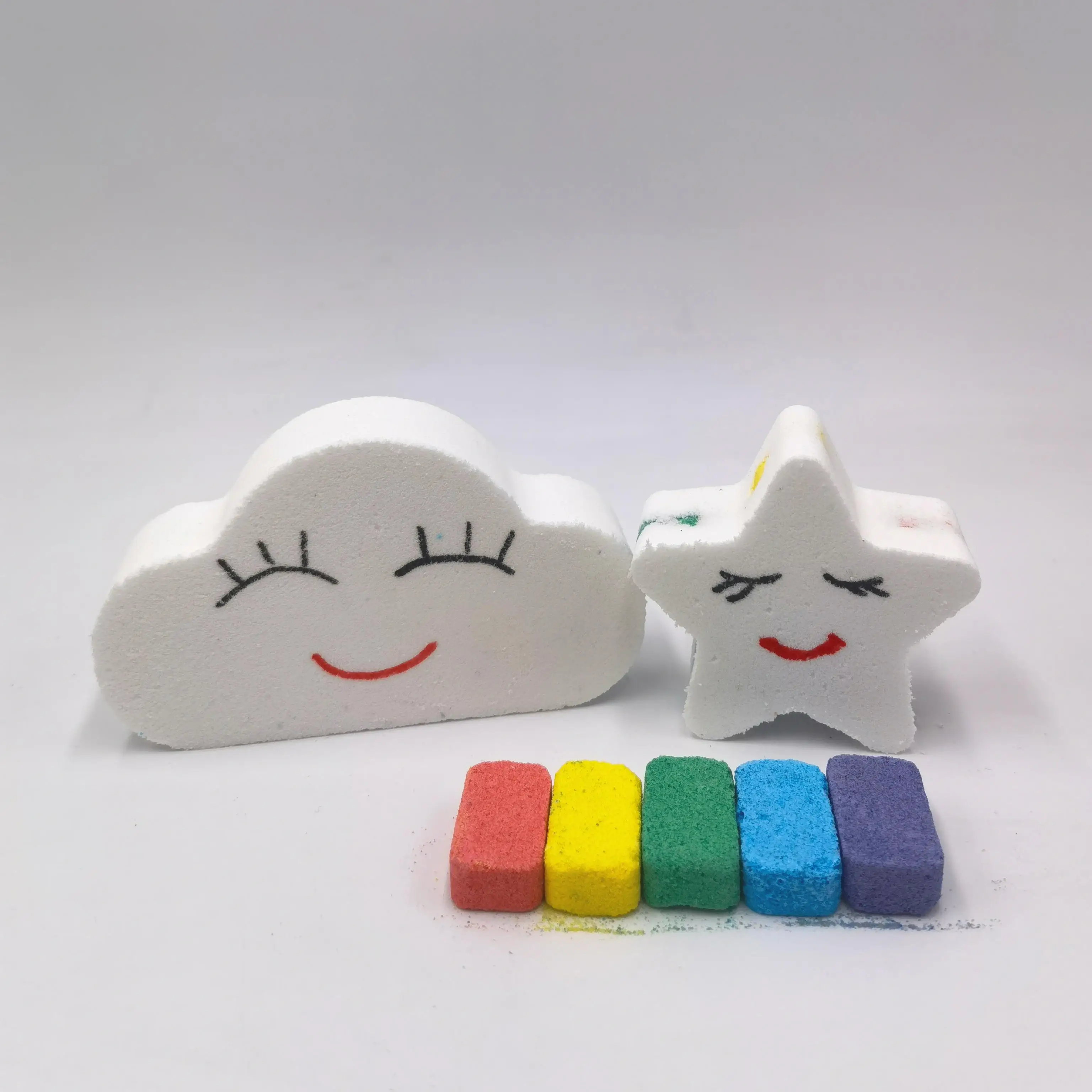 Nature Handmade Custom Cloud Star Shape Bath Bombs Fizzy Foam Drawing Smile Face