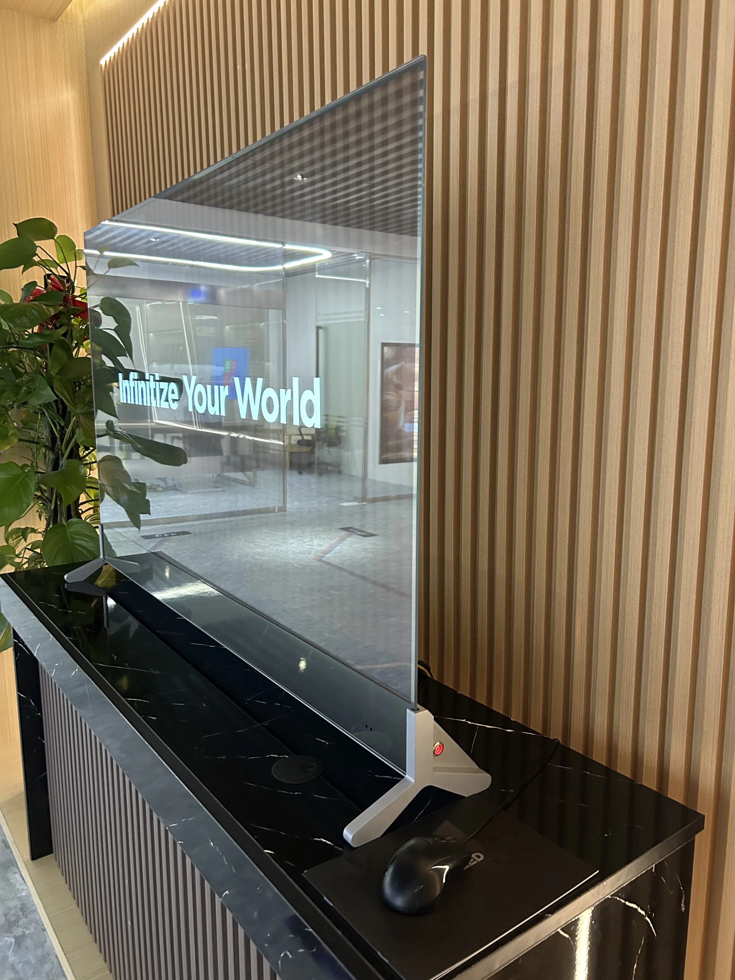 55 дюймов OLED экран Настольный тип ЖК-дисплей прозрачный Сращивание экрана LG СВЕТОДИОДНЫЙ для рекламы