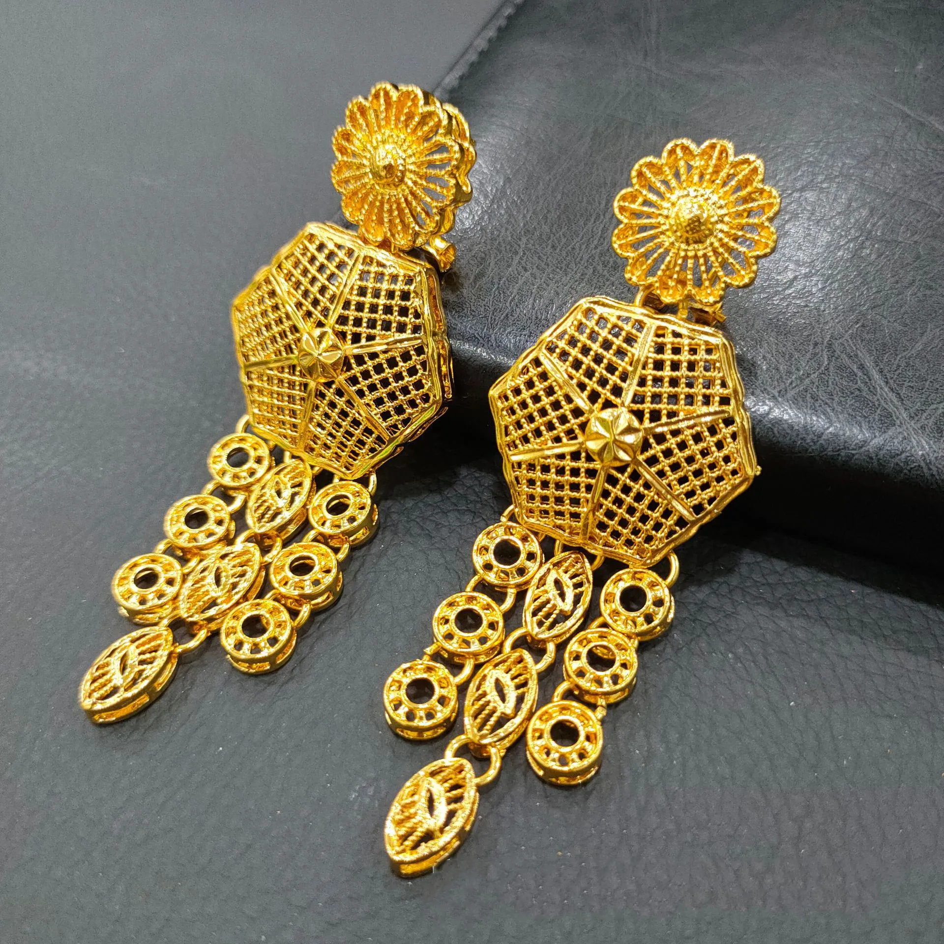 Gold Plating bride wedding long earrings style wedding jewelry copper tassel pendant earrings wholesale