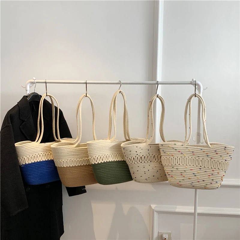 Hot Sale Handwoven Color Blocking Straw Braided Handbags Fashion Holiday Beach Large Capacity Knitting Tote Bags For Ladies