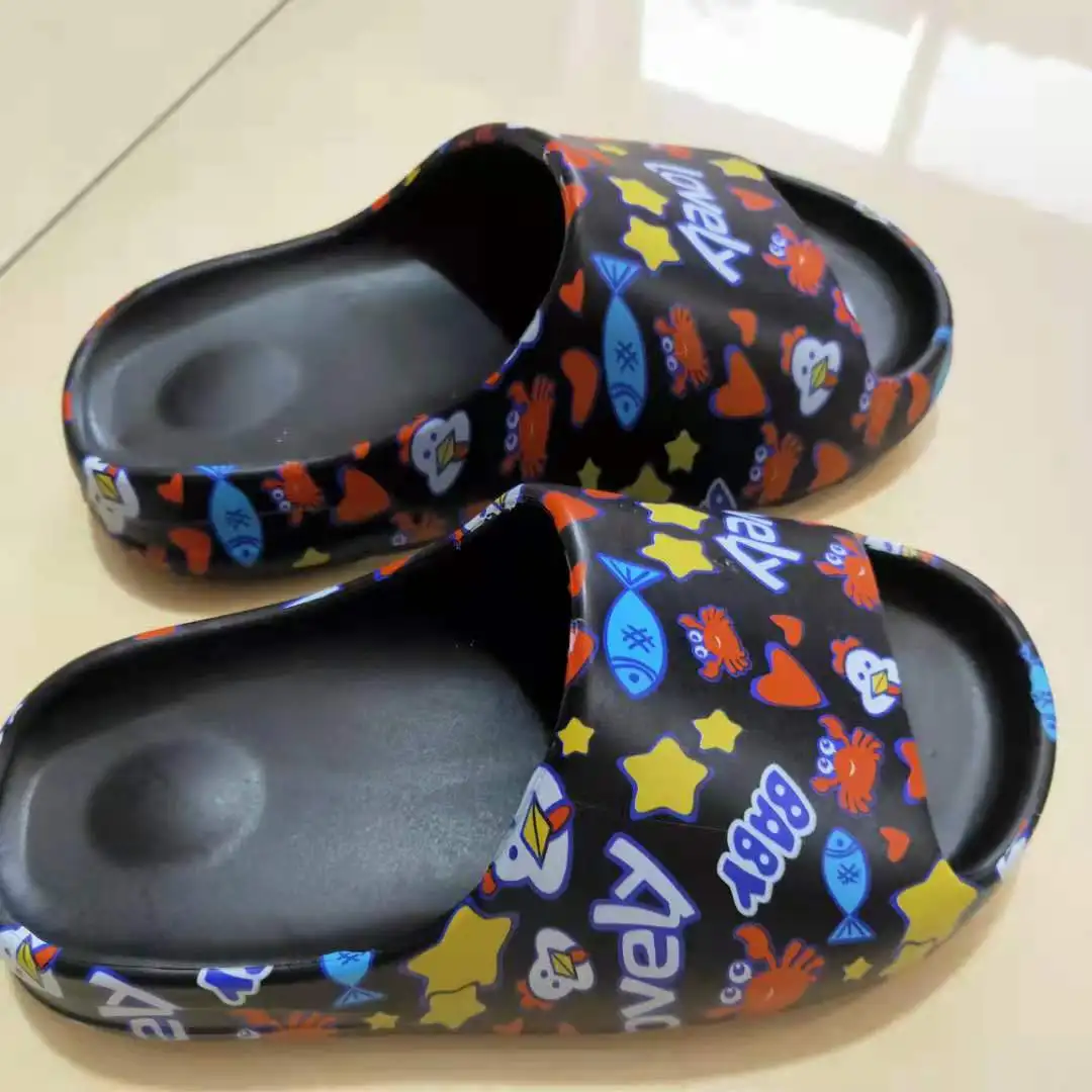 wholesale unisex yeezy slippers new style SpongeBob eva Slides for women