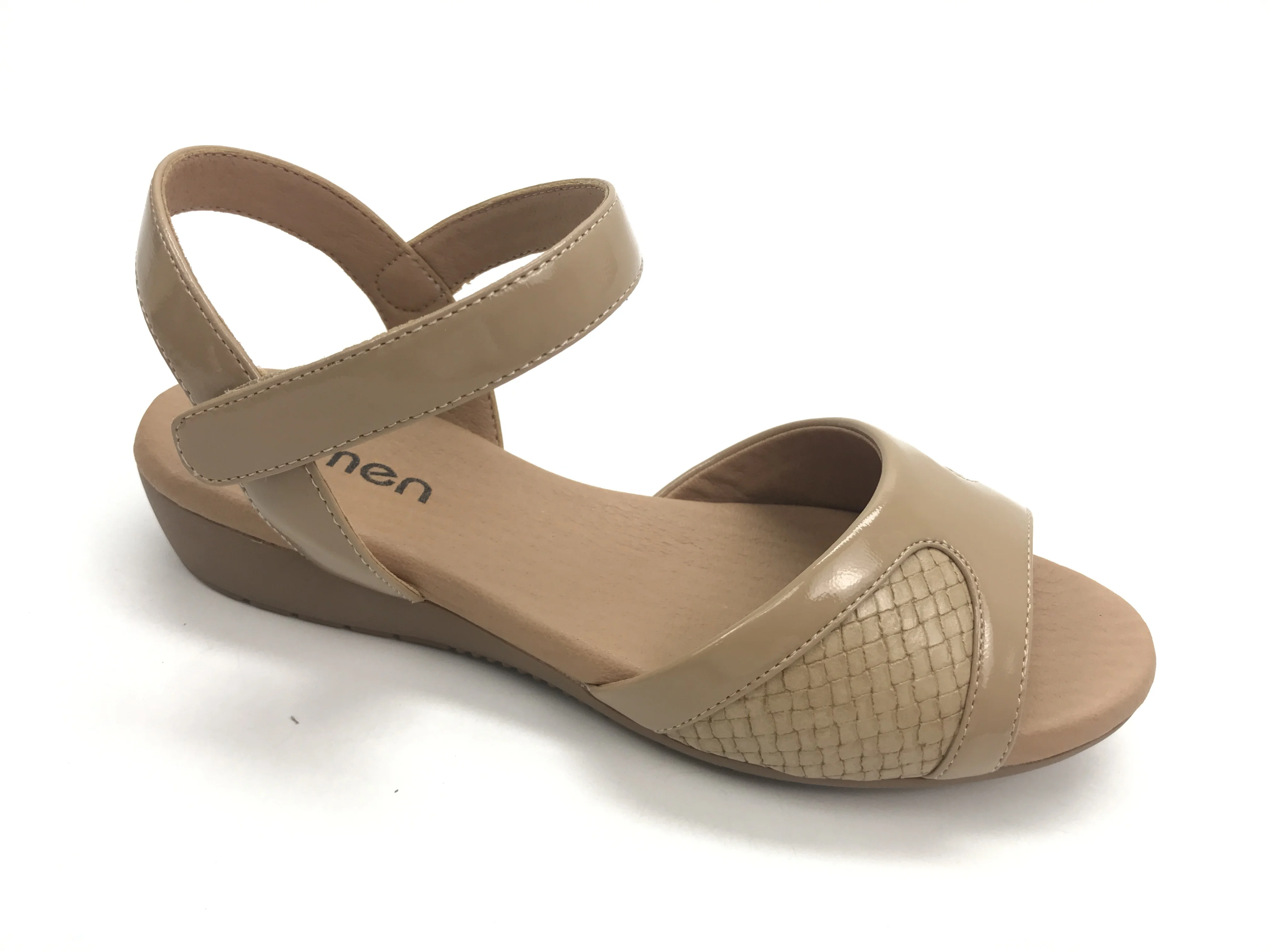 Low wedge sandals women lady femme new style walking shoes comfort Thick soled anti slip flat slippers sandals