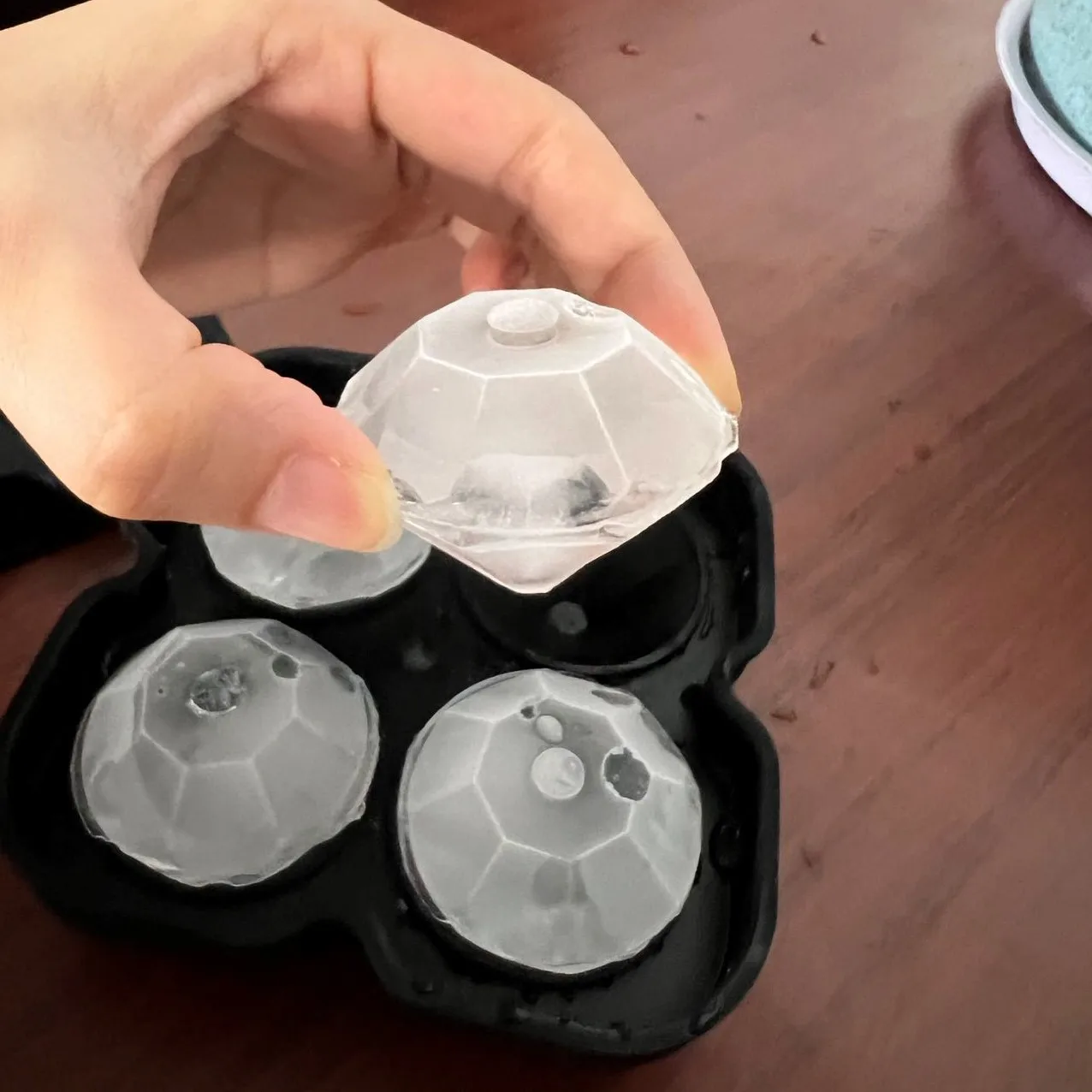 diamond shaped silicone ice cube tray molds for whisky cocktail
