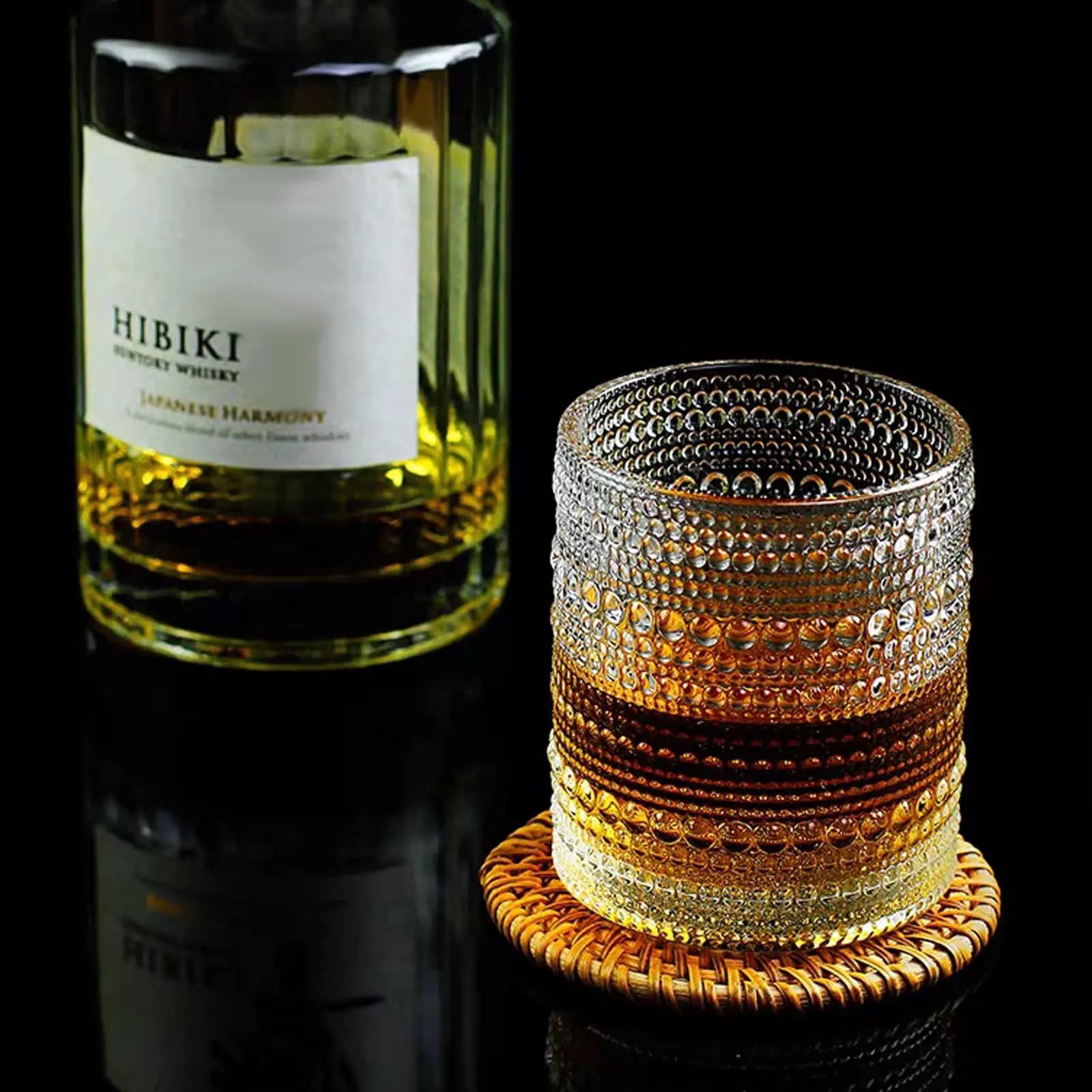 Wholesale  Romantic Green Drinking Glasses Retro Wine Water Whiskey Glasses Cup Embossed Blue Drink Glass Goblet boho glassware