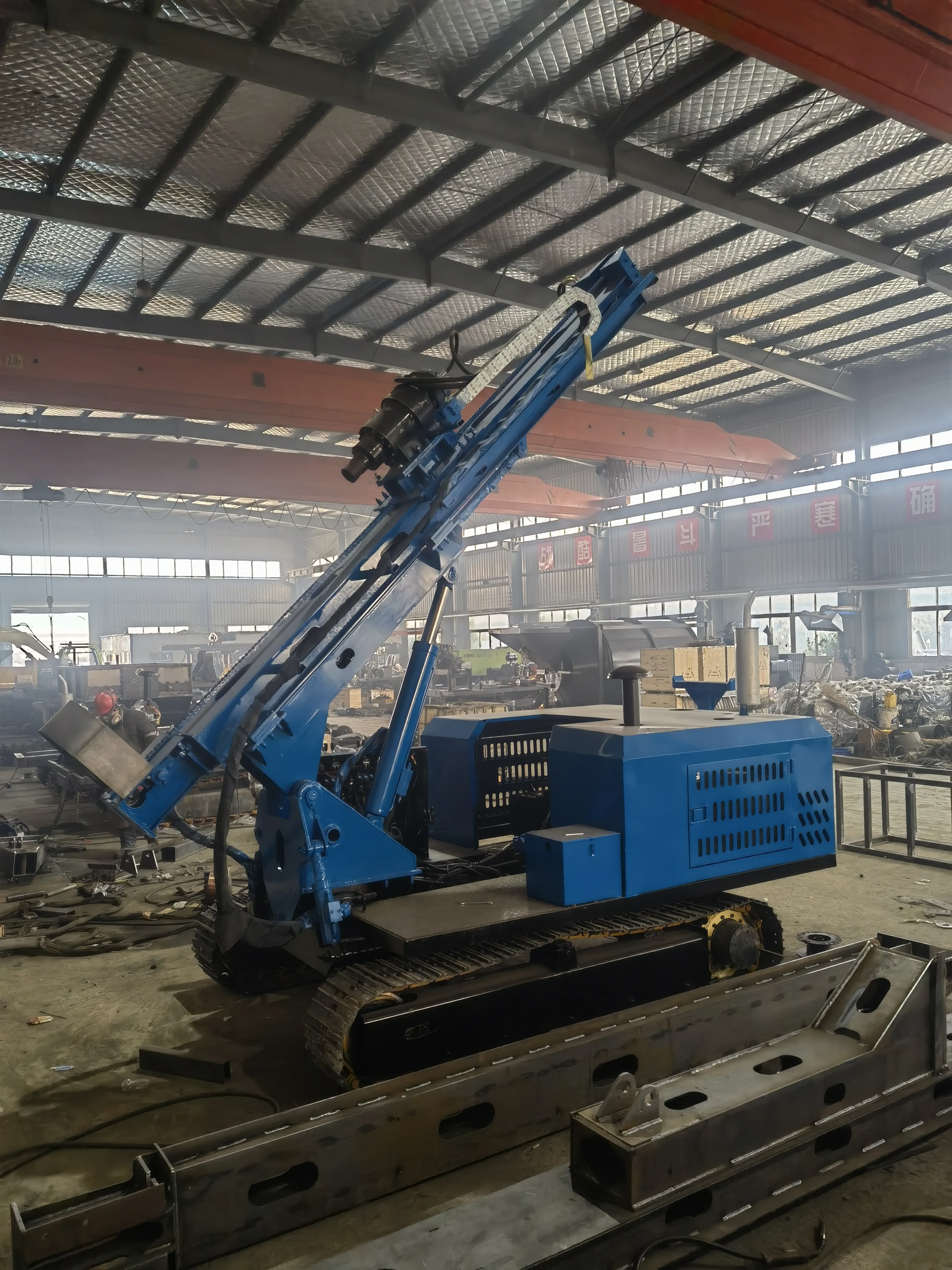 Efficient Solar Panel Plant Pile Ramming Machine with Hydraulic Press