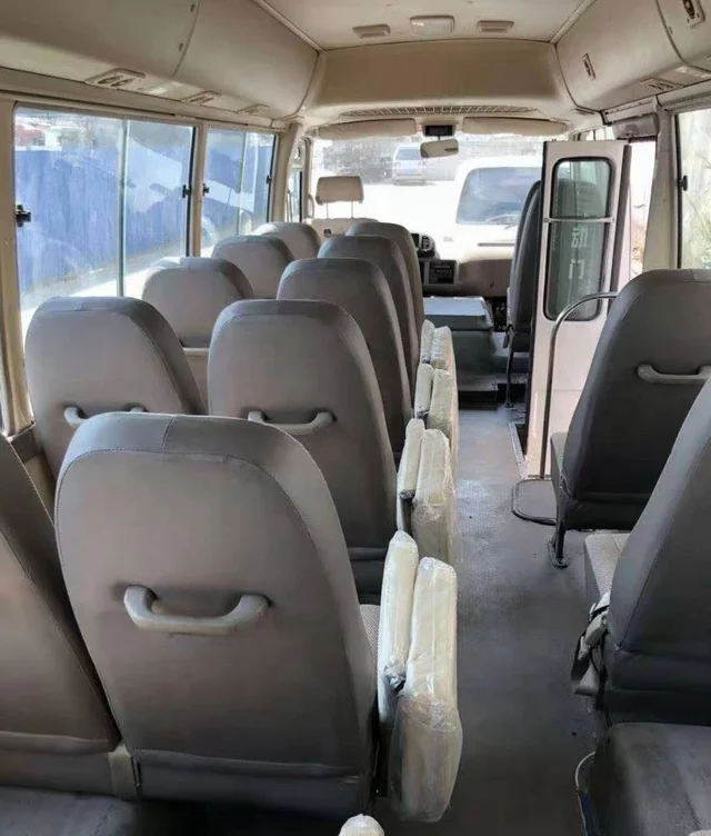 2013 Original Used Japanese to yota coaster  Bus,  30 Seats  15B 1hz Diesel Engine Manual