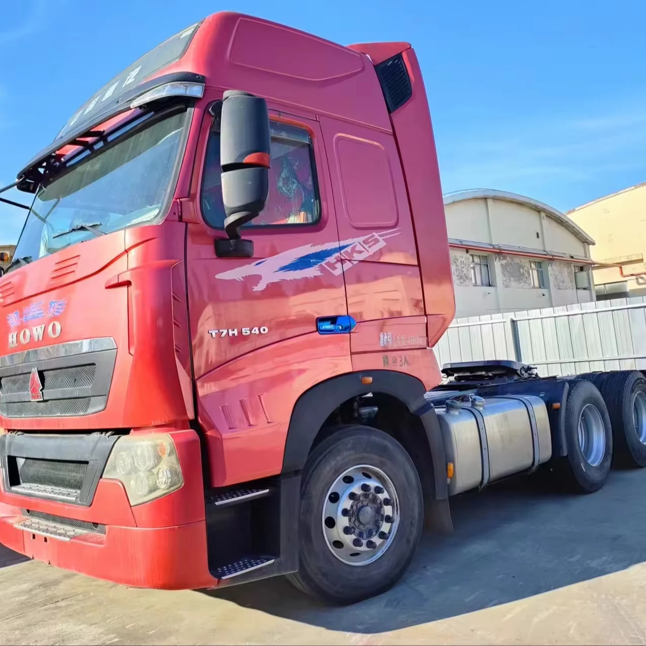 Sinotruk Howo T7H 6x4 10 wheeler  Used Truck Tractor