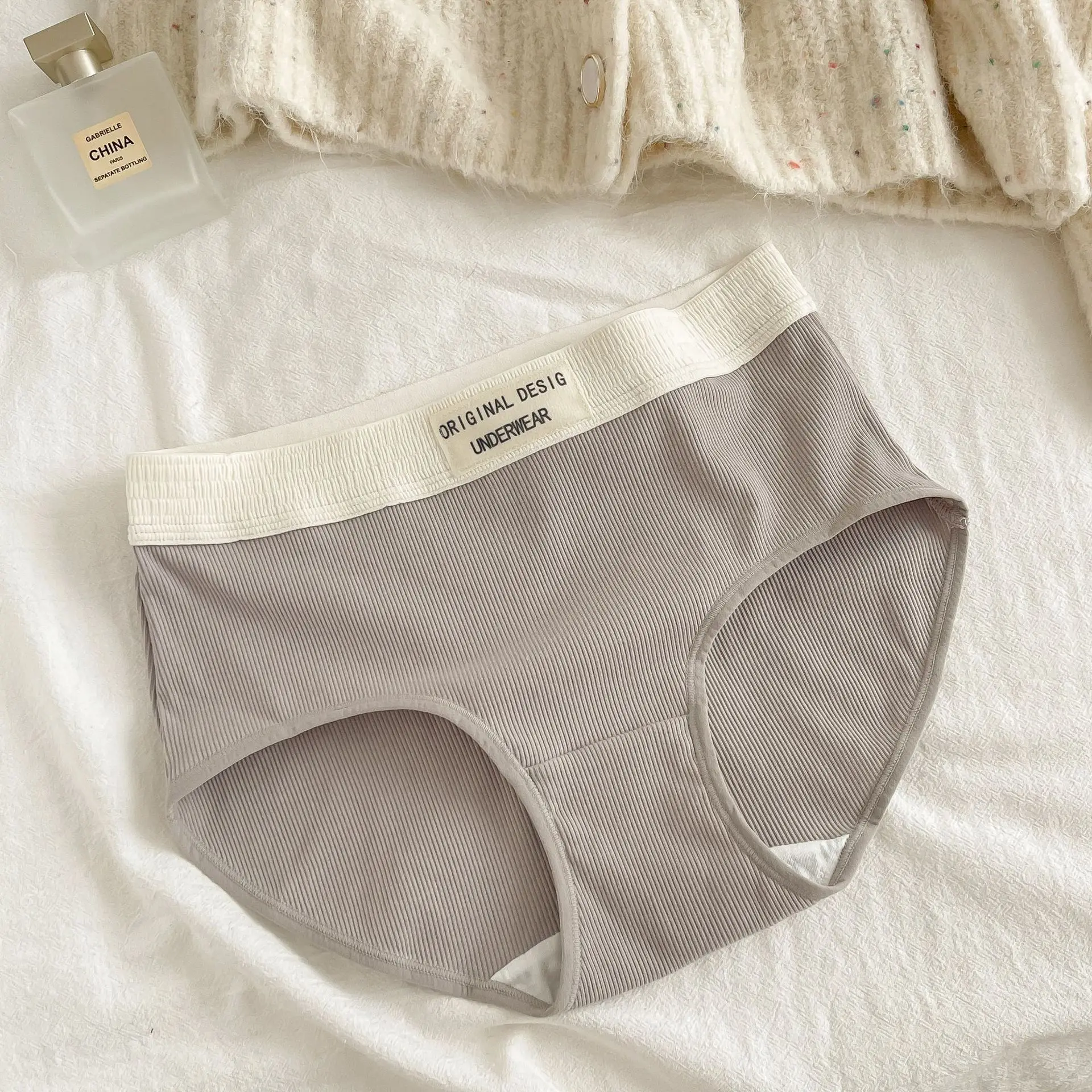 Finetoo New Womens Cotton Panties Briefs Comfortable Modal Underwear Ladies Daily Cute Underpants Soft Panty Intimates New