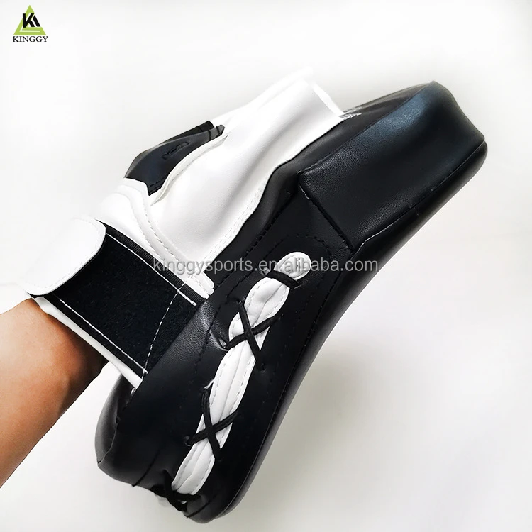 Factory Price Boxing punching mitts Training Focus Pads Martial Arts Training Kicking Curve Pads Focus Mitts with Custom Logo