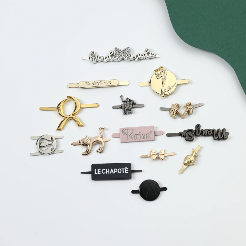 Custom Person metal letters logo bag plate brand name handbag wallet hat metal brand logo for bag