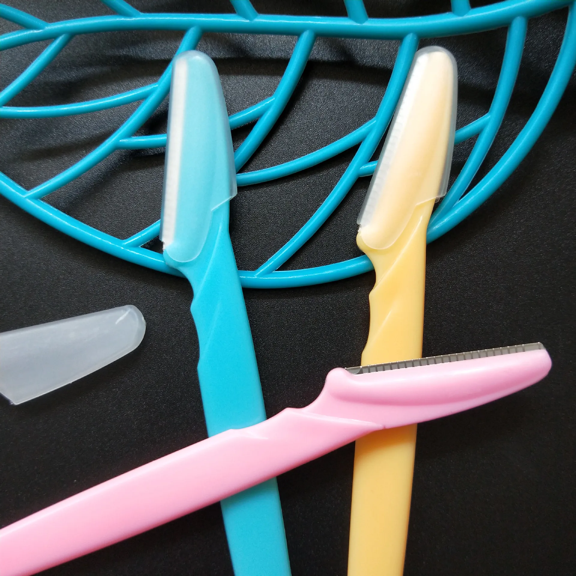 Classics Cheap Eyebrow Shaver Hot Sale 3PCS Eyebrow Razor Trimmer with Cover Women Makeup Tools