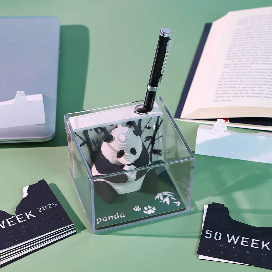 Novelty Stationery Gift Panda 3D Model 2025 Calendar Animal 3D Paper Notes Cube Weekly Calendar Cute Memo Pad With Gift Box