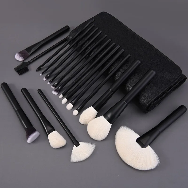 2023 New Design Maquillage Brush Kit 18pcs Luxury Soft Hair Powder Blending Makeup Brush Set For Make Up Custom Logo