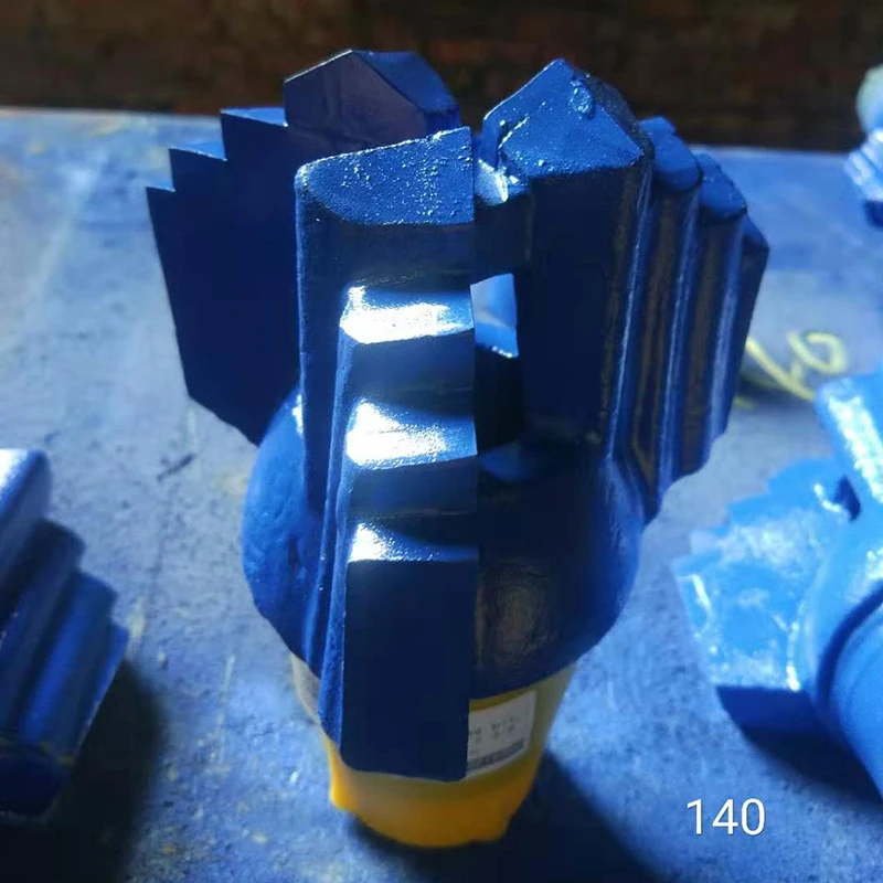 trialetas 9 7/8' inch ( 251mm ) 3 Wings Step Type Blade Bit with 3 1/2' API Reg Pin Thread