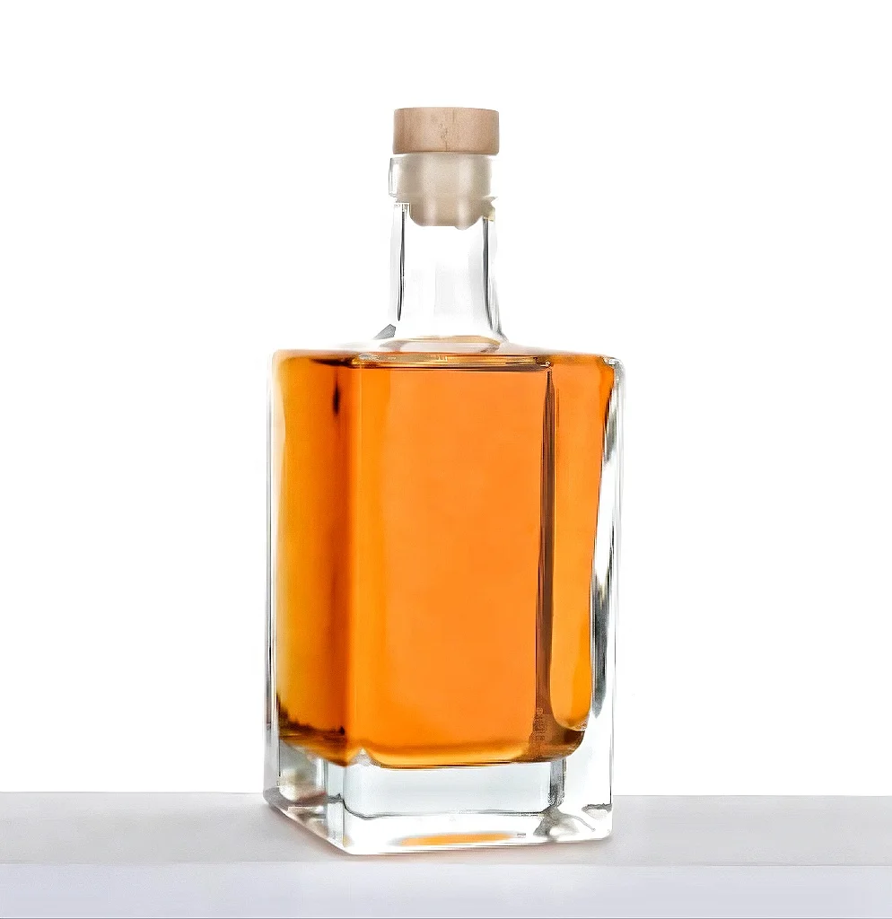 Clear liquor bottle 500ml 700ml 750ml whisky bottle glass with cork cap glass bottle
