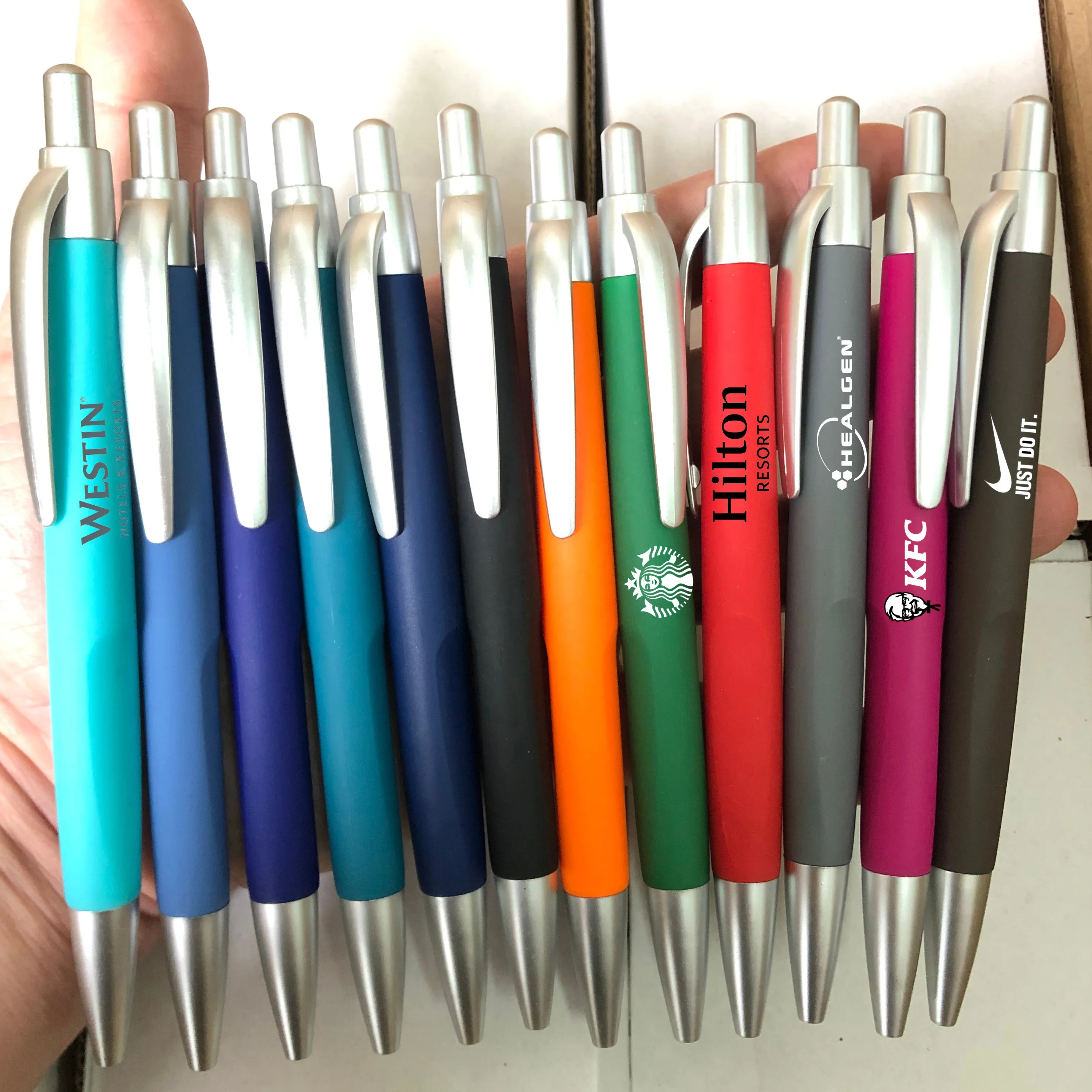 wholesale personalised customise logo printed plastic ballpoint logo pen ballpen wholesale white ballpoint pens