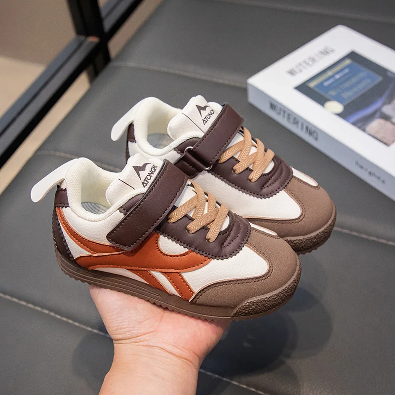 2025 Весенняя новая детская спортивная обувь повседневная для мальчиков легкая противоскользящая