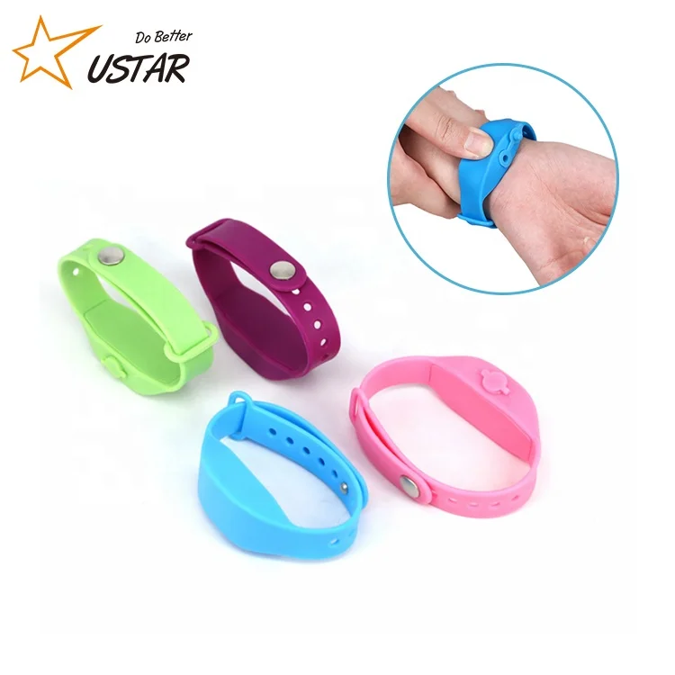 New Products Wholesale Adjustable Silicone Squeeze Hand Sanitize Wristband Bracelet Hand Dispenser Bracelet