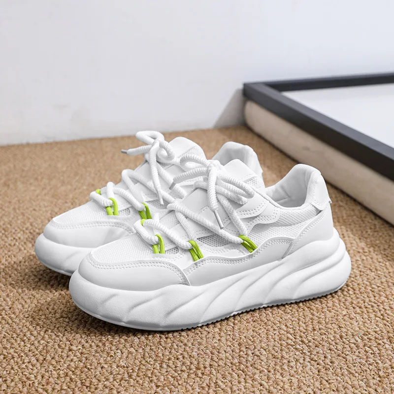 2025 Chinese shoe manufacturer for spring new design casual sneakers stylish versatile summer high end men trendy shoes