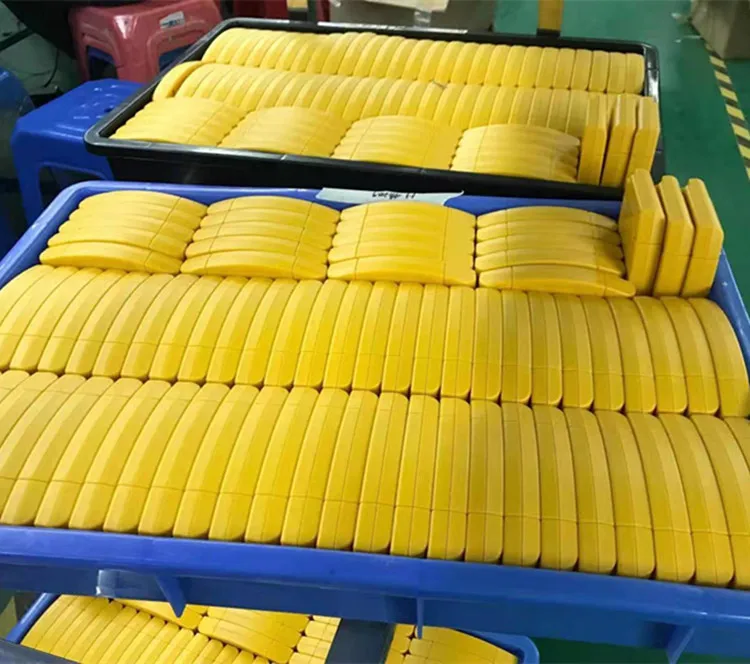 High quality Donkey Kong in Yellow Shell ZELDA OCARINA OF TIME ZELDA MASTER QUEST in Gold Shell for N64 game card