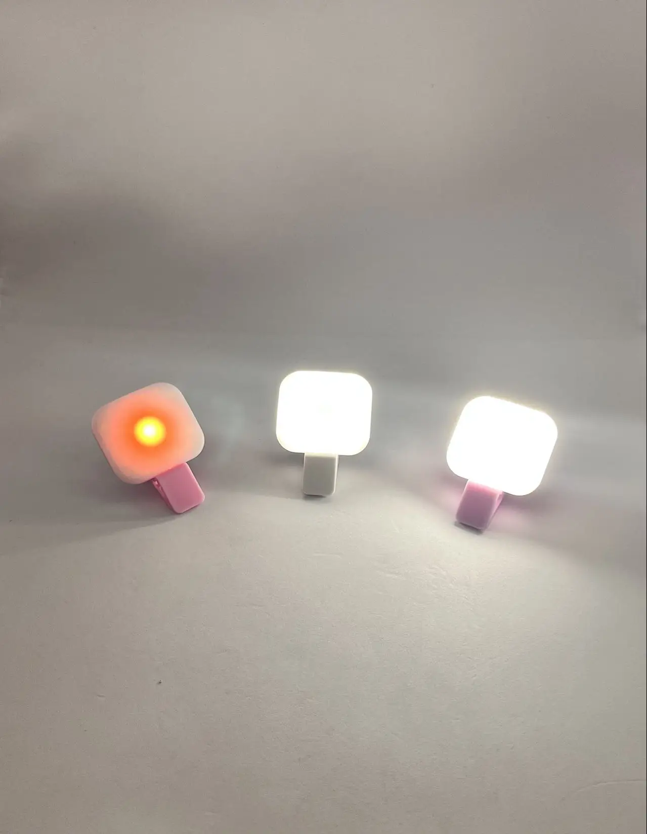 Gadgets 2024 Rechargeable LED Camera Selfie Ring light Flash Mobile Cell Phone Selfie Fill LED Light for phone