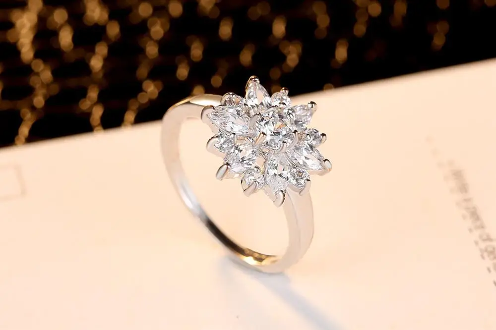 WLJ44 Fashion Flower Cubic Zircon Ring Copper Alloy Wedding Ring Classic Flower Finger Ring For Women Jewelry Wholesale
