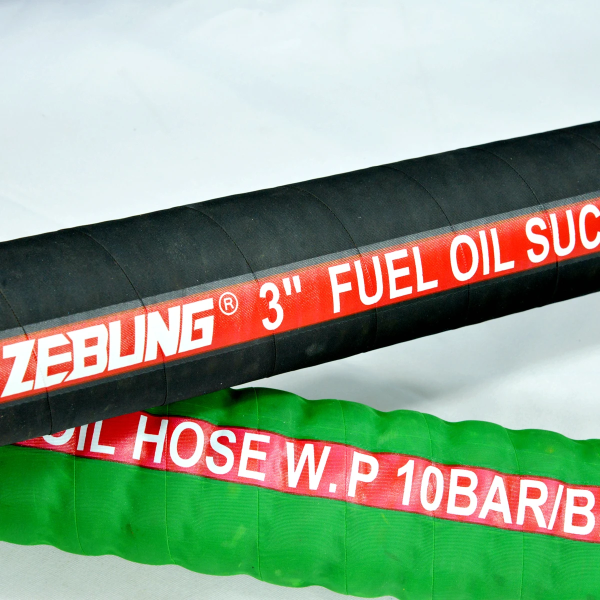 Quality  gasoline and truck  fuel oil delivery and  suction  flexible  rubber hose with anti-static wire  anti aging oil proof