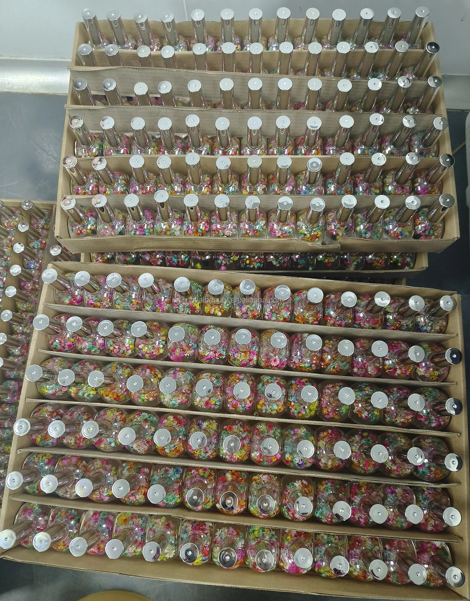 Custom Logo Cuticle Oil Nutrition Revitalizer Dry Flowers Nail Oil Cuticle with 30ml Bottle Brush
