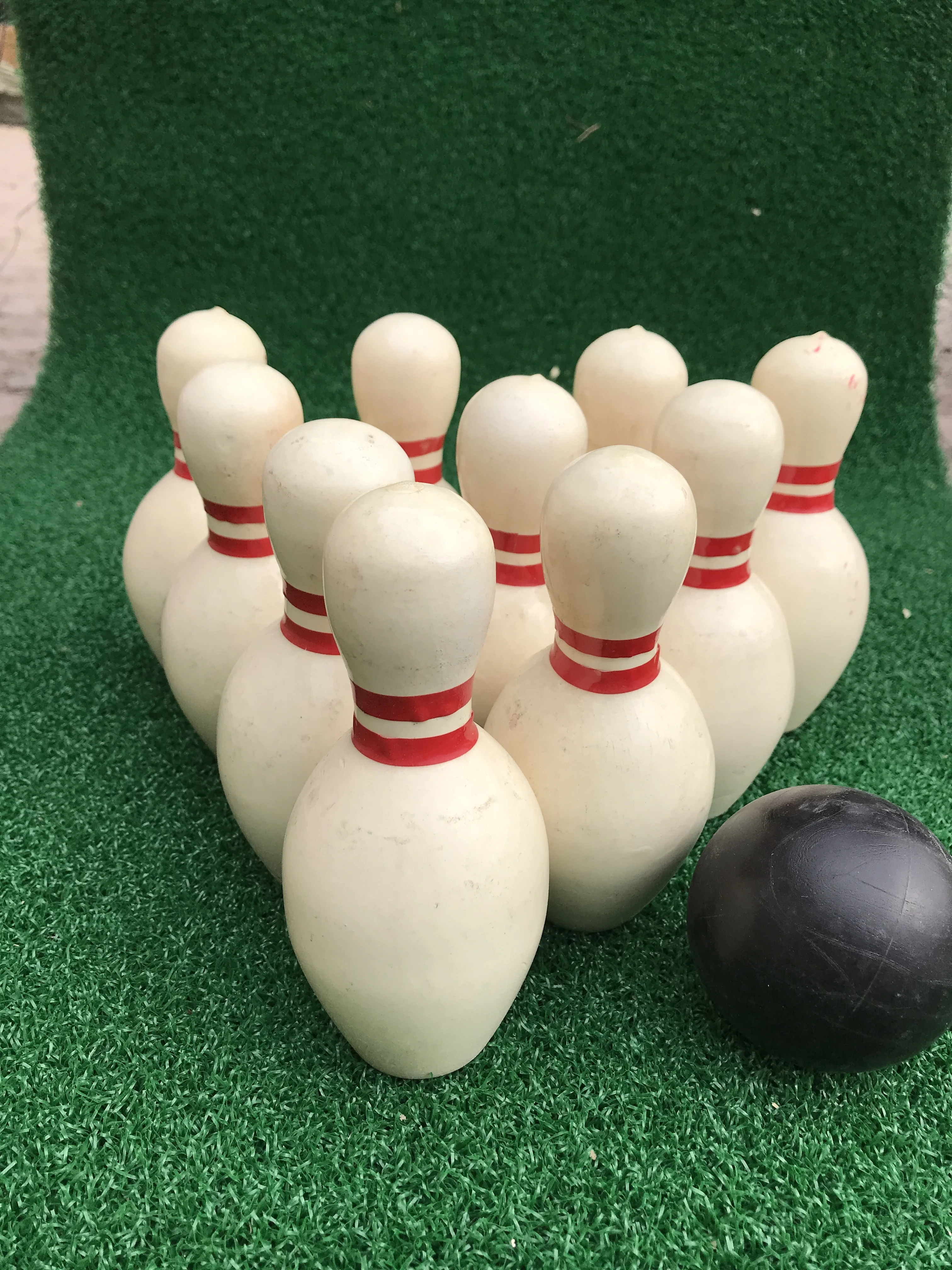 Colorful 11pcs  Kids-parent Indoor Leisure Game durable birch wooden children bowling pin game set