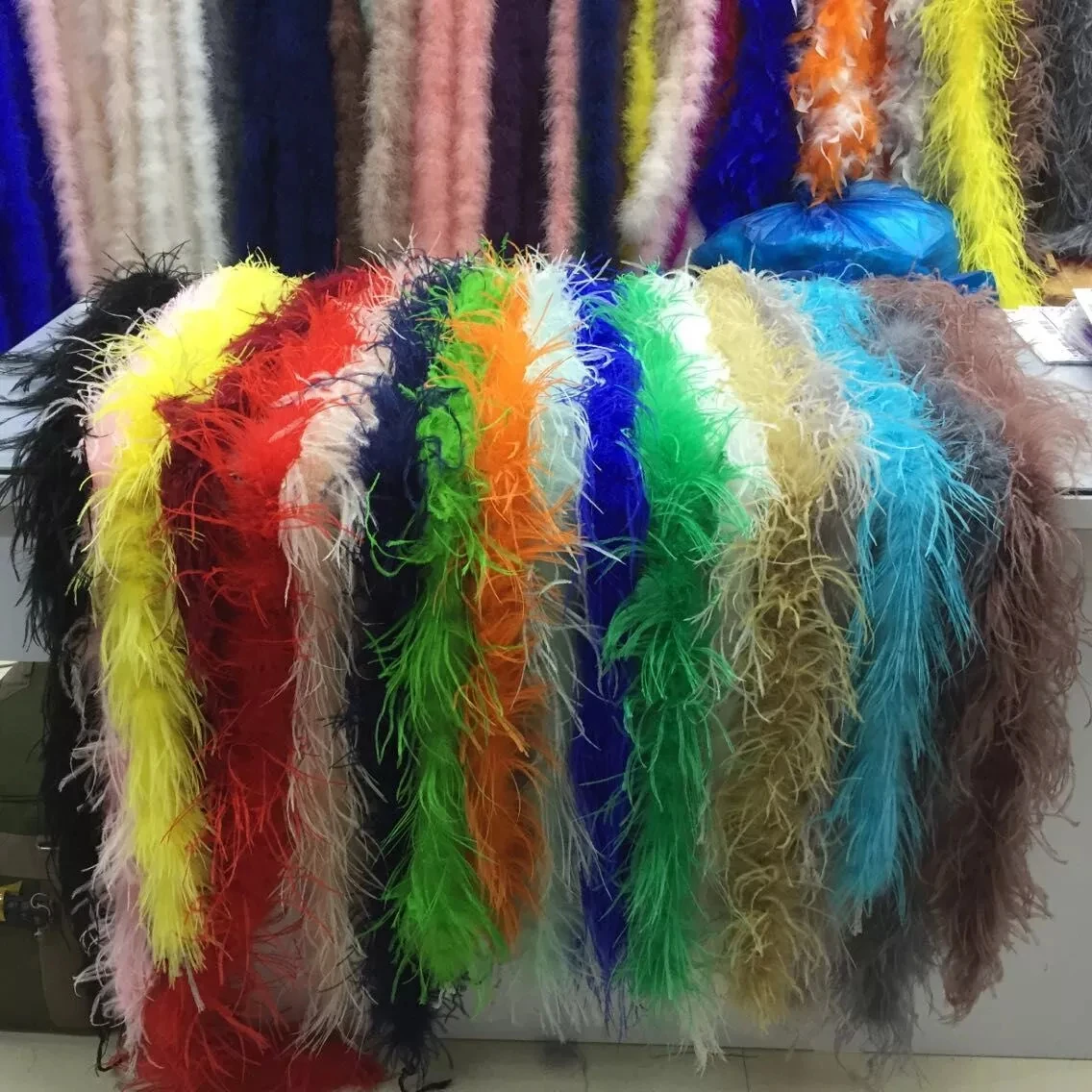 15Ply Fluffy Ostrich Feather Boas