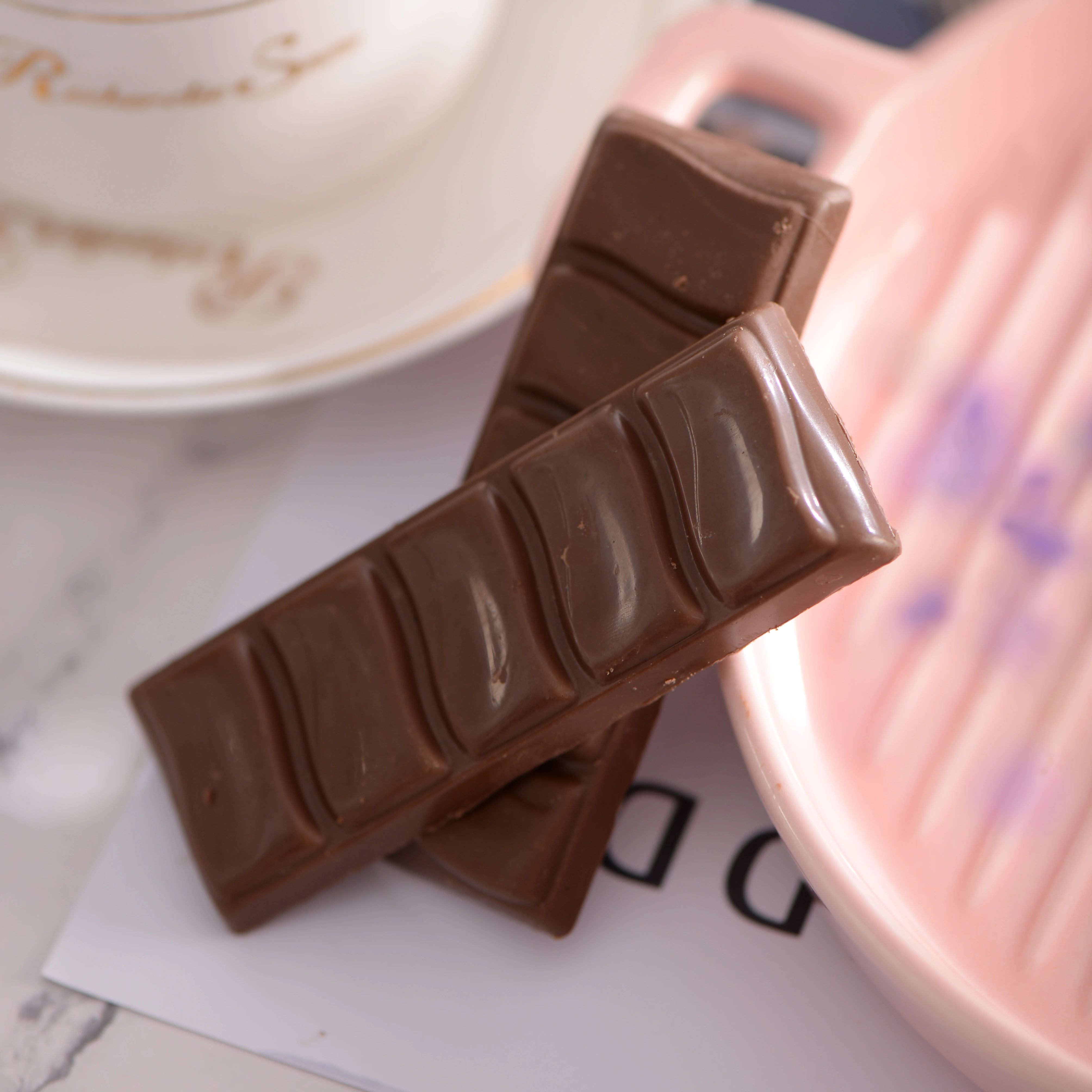 low price  Manufacturer  milk dark  Jumping  chocolate bar