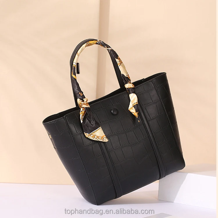 women handbag 20.jpg