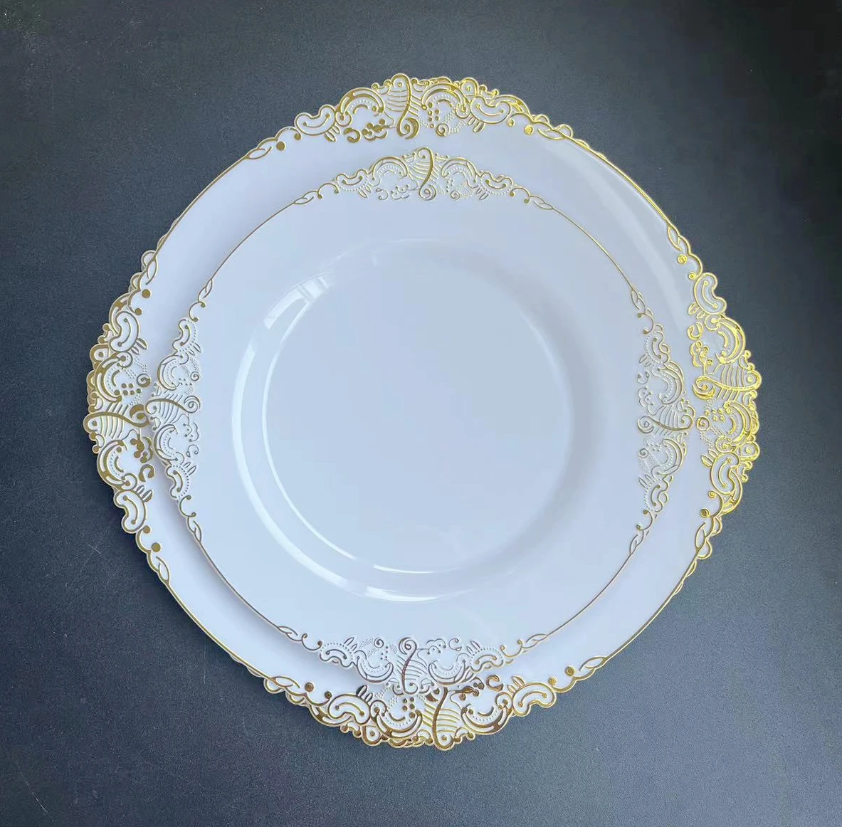 50 Pack Gold Plastic Disposable Plates Include 25PCS 10.25inch Dinner Plates, 25PCS 7.5inch Dessert Plates for Party & Wedding