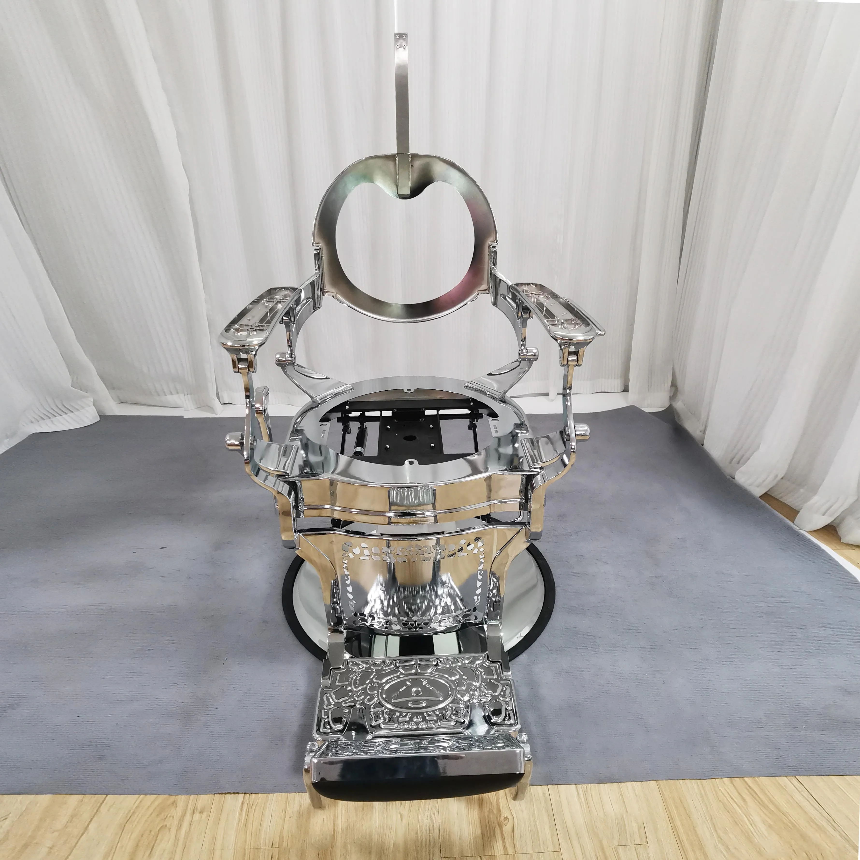 Wholesale Silla de corte de pelo Frame Profession Saloon Classic Barber Chair Frame vintage Styling Chair Salon Furniture