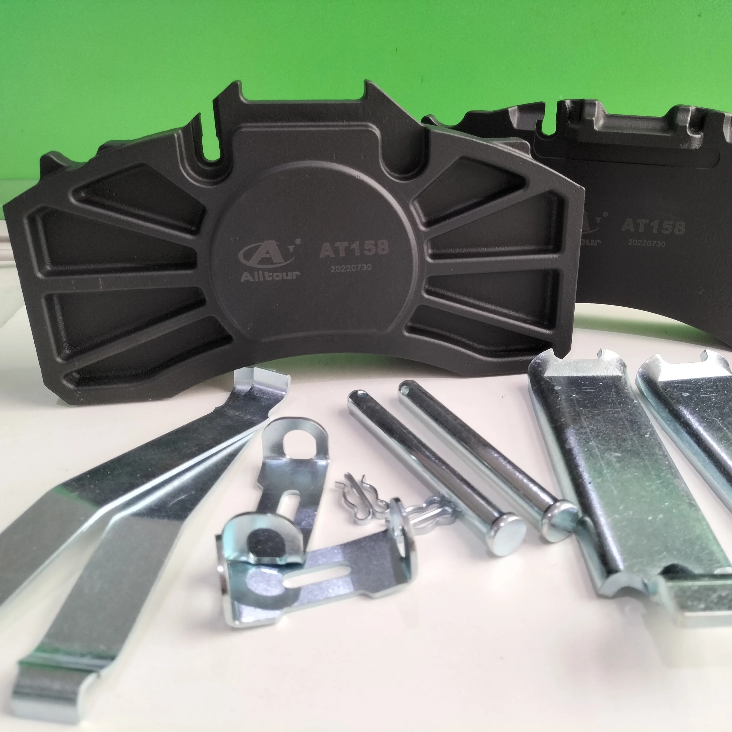 brake pads BPW 8201 WVA 29403 new model European quality from Alltour automotive