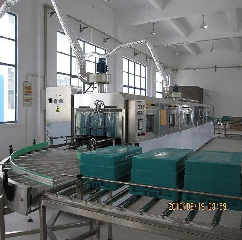 automatic passing type plastic container cleaning machine