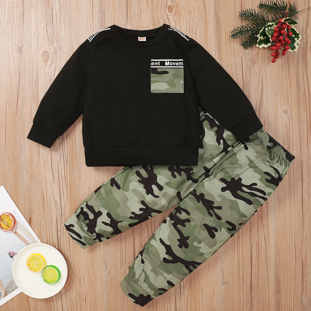 
2021 Modern Stylish Boys Boutique Outfit Wholesale Design Sports T-shirts And Camouflage Trousers Casual Suits Online Store 