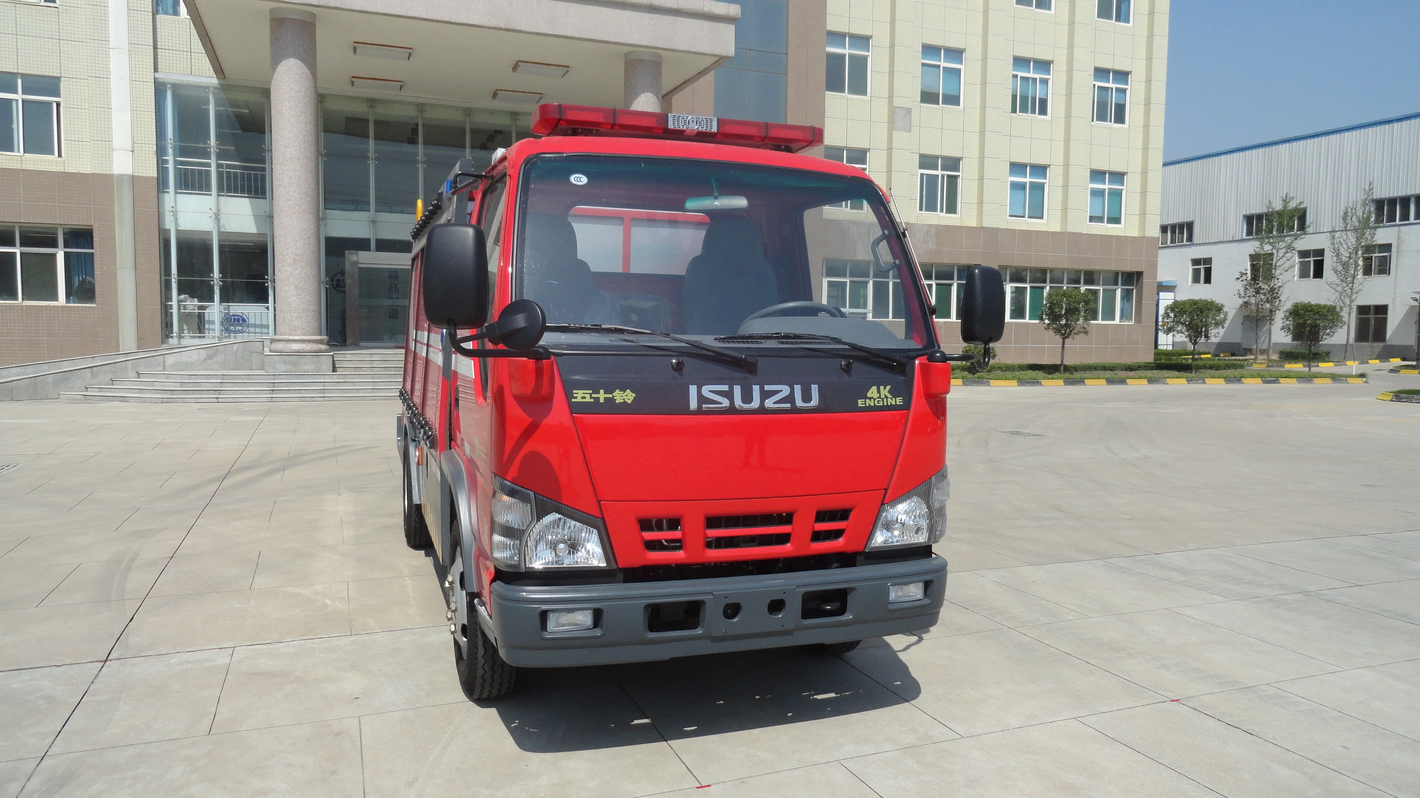 Настраиваемые шасси Isuzu BX5060GXFPW01/W5 спрей пожарная машина для продажи
