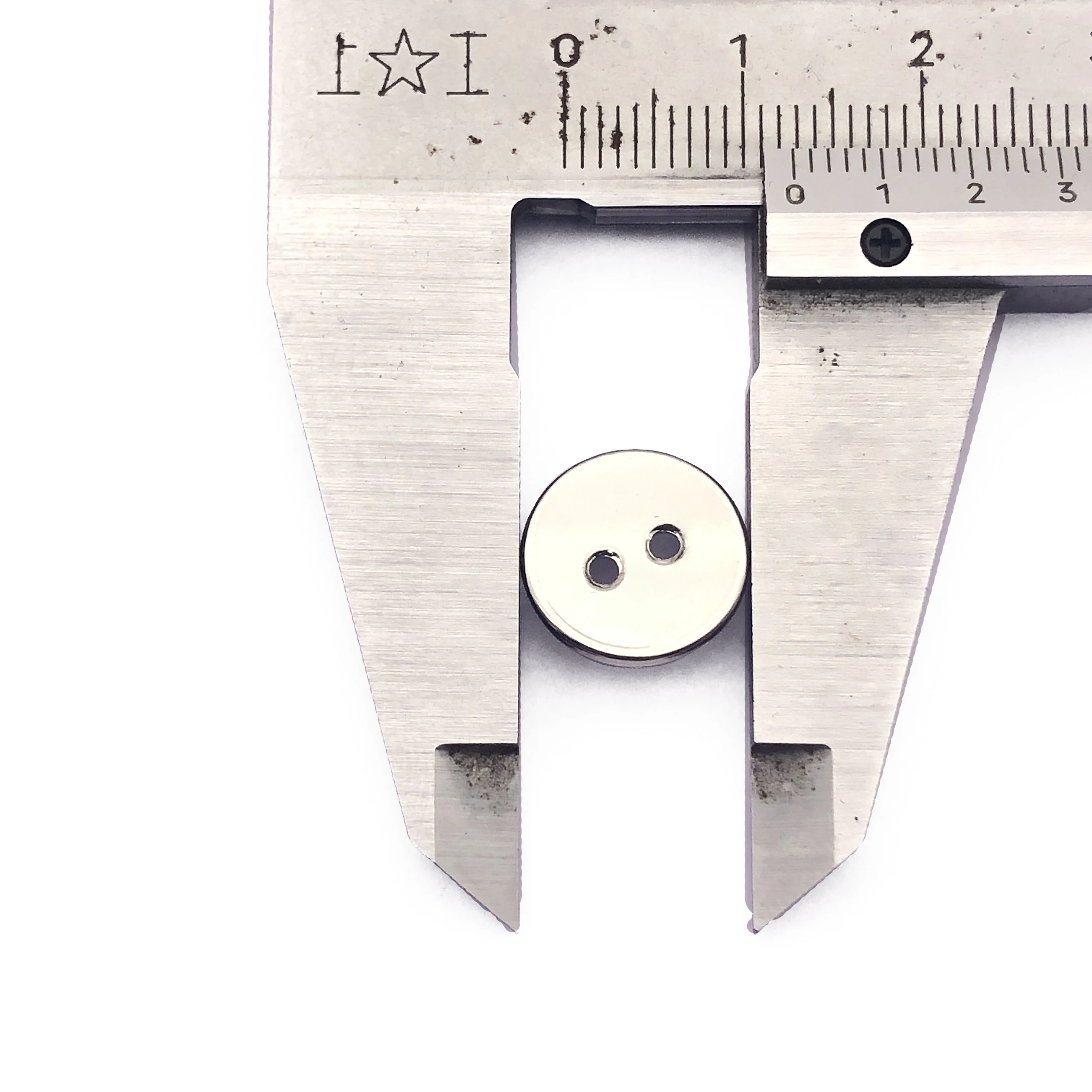 high garde 2-holes buttons accept custom size and color