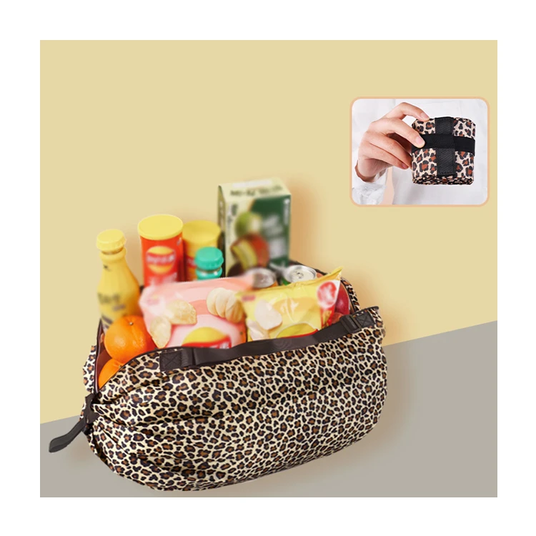 New Originality Shopping bag Nylon foldable Recycle Open the bag with a shake Easy to carry Shopping bag