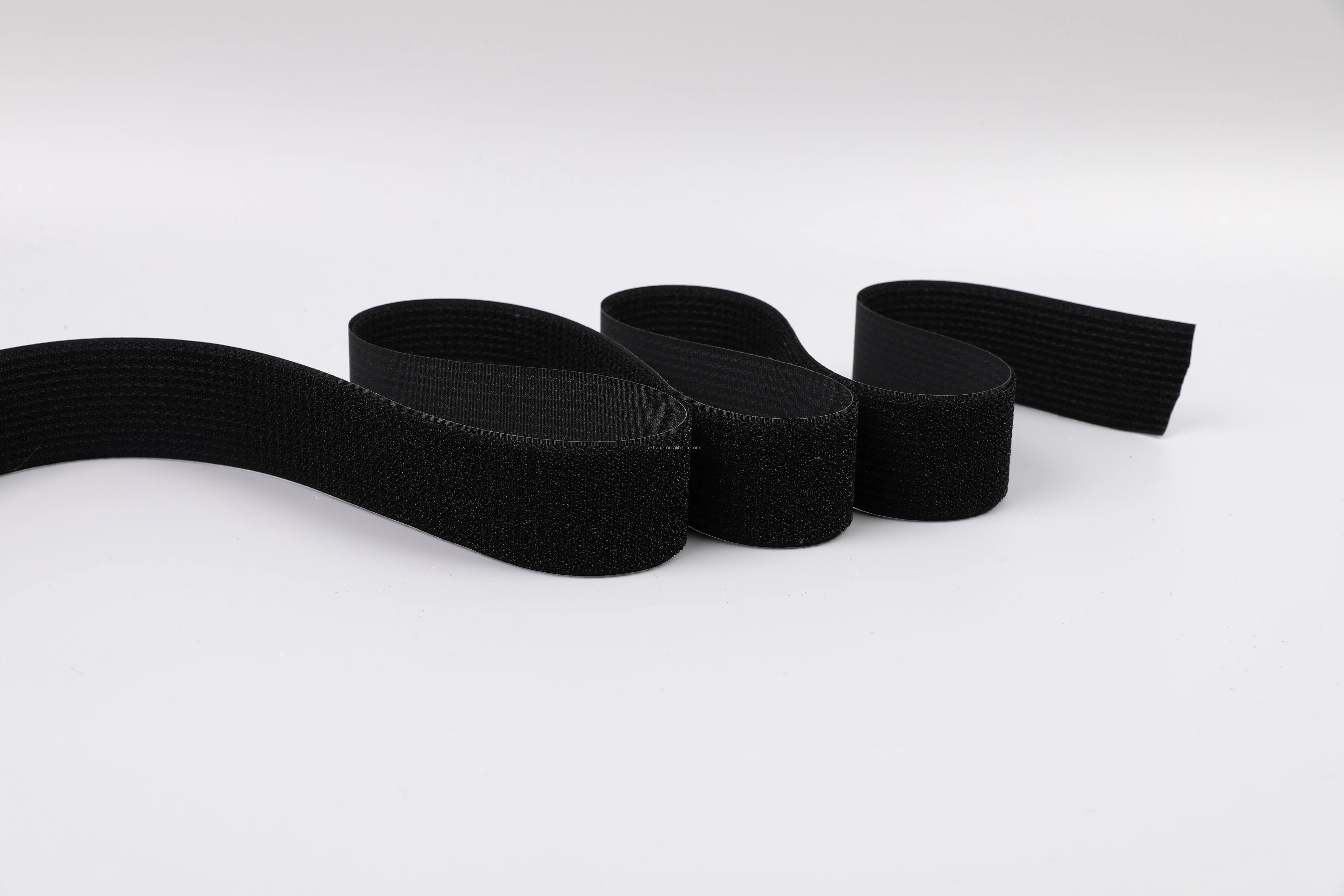 20mm OEKO-TEX100 nylon China manufacturer fastener Repeated use black Hook and Loop Combination Tape
